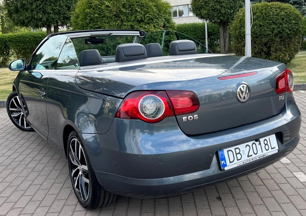 Volkswagen Eos cena 23999 przebieg: 89000, rok produkcji 2007 z Wałbrzych małe 742